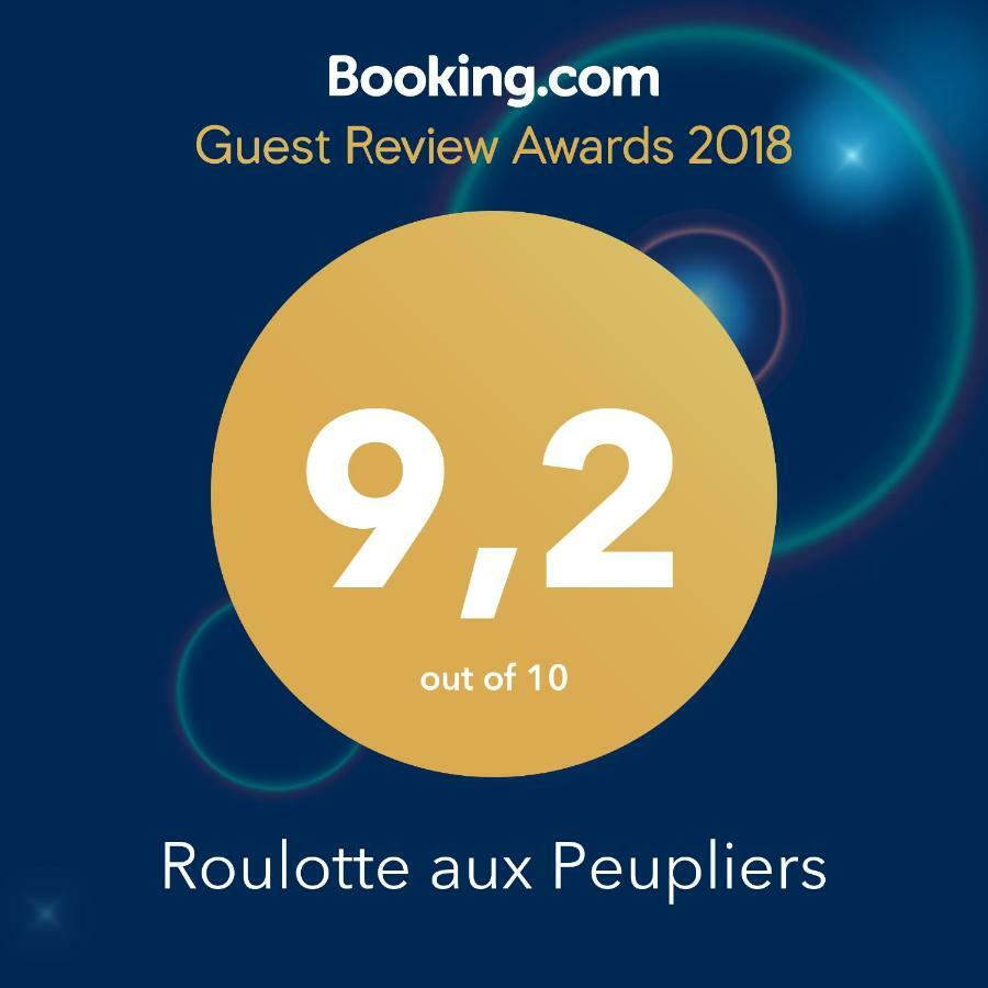 Roulotte Aux Peupliers Hotell La Tour-dʼAigues Eksteriør bilde